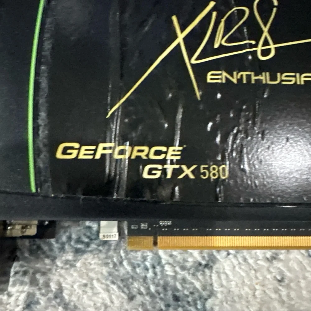 PNY Nvidia Geforce GTX 580 Enthusiast Edition 1536MB Video Graphics Card